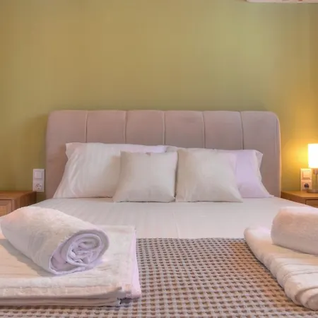 Loutsiana House Corfu דירה